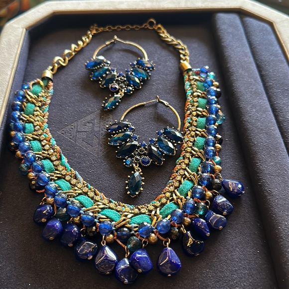 NWT Faux Sapphire , American diamond and metallic bead necklace with earrings! - Picture 11 of 11